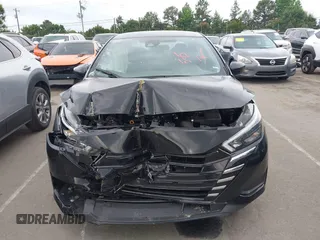 2025 Nissan Versa SV z VIN 3N1CN8EV5SL818284, wystawiony jako IAAI lot #42374797 z przebiegiem 7 800 mil mil oraz . Historia ofert i sprzedaży dostępna na DreamBid. Obrazek 12.