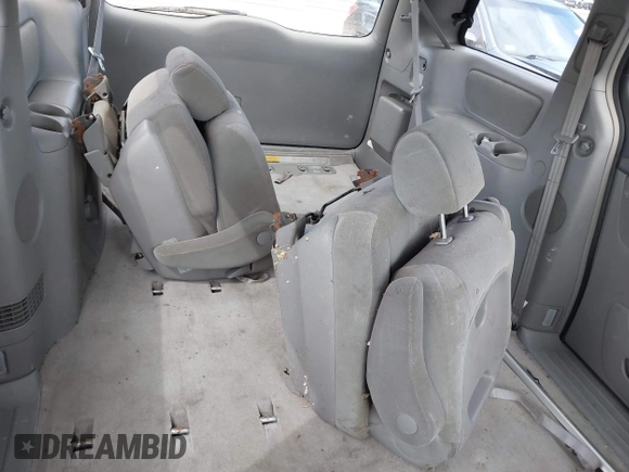 2005 Toyota Sienna CE with VIN 5TDZA23C85S322640, listed as a IAAI auction lot 42022461 with 294,074 mi miles. Bid and sale history available at carsss.com. Image 8.