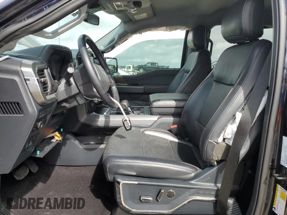 2021 Ford F-150 XL z VIN 1FTFW1CD1MFB42051, wystawiony jako Copart lot #43525465 z przebiegiem 46 549 mil mil oraz Szkoda całkowita • Salvage title. Historia ofert i sprzedaży dostępna na DreamBid. Obrazek 7.