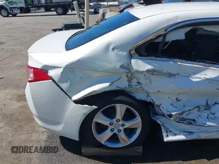 2011 Acura TSX with VIN JH4CU2F61BC013963, listed as a IAAI auction lot 41823209 with 97,910 mi miles and . Bid and sale history available at DreamBid. Image 18.