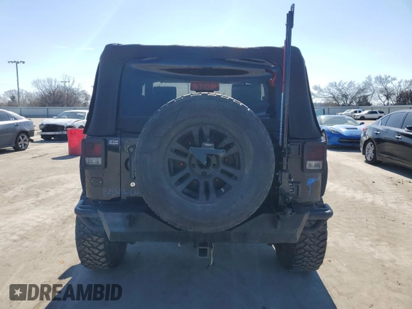 2008 Jeep Wrangler X z VIN 1J4FA24128L517522, wystawiony jako Copart lot #45706545 z przebiegiem 140 902 mil mil oraz Czysty tytuł • Clean title. Historia ofert i sprzedaży dostępna na DreamBid. Obrazek 6.