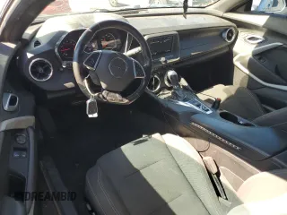 2019 Chevrolet Camaro 1LT z VIN 1G1FB1RX5K0134363, wystawiony jako Copart lot #56253715 z przebiegiem 83 194 mil mil oraz Szkoda całkowita • Salvage title. Historia ofert i sprzedaży dostępna na DreamBid. Obrazek 8.