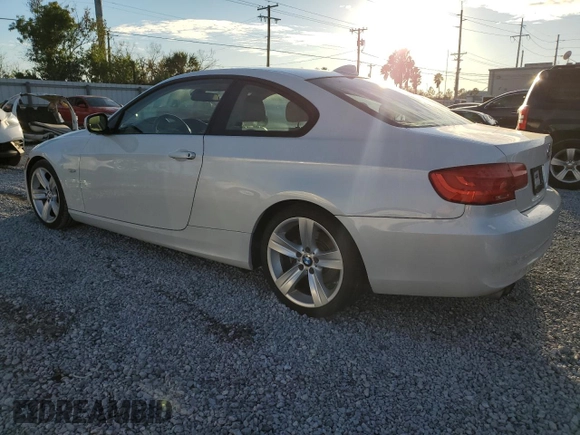 2011 BMW 3 Series 328i с VIN WBAKE5C59BE573545, выставлен на аукционе Copart как лот 42564155 с пробегом 142 137 миль миль и Чистый • Clean title. История ставок и продаж доступна на DreamBid. Изображение 2.