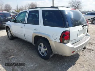 2008 Chevrolet TrailBlazer LT w/3LT with VIN 1GNDT13S482197855, listed as a IAAI auction lot 41899616 with 105,166 mi miles. Bid and sale history available at carsss.com. Image 3.