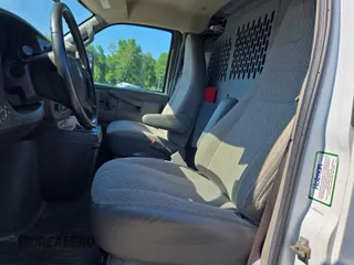 2022 Chevrolet Express Cargo with VIN 1GCWGAFPXN1225074, listed as a IAAI auction lot 42666702 with 101,508 mi miles and . Bid and sale history available at DreamBid. Image 27.