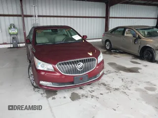 2015 Buick LaCrosse Leather with VIN 1G4GB5G31FF153803, listed as a IAAI auction lot 41814396 with 111,356 mi miles. Bid and sale history available at carsss.com. Image 12.