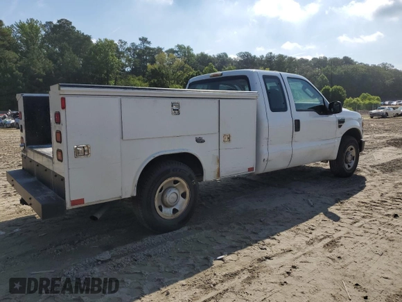 2008 Ford F-250 XL with VIN 1FDSX20558ED20386, listed as a Copart auction lot 61328455 with 111,449 mi miles and Salvage title. Bid and sale history available at DreamBid. Image 3.