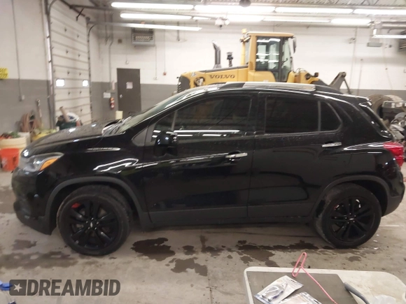 2018 Chevrolet Trax LT with VIN 3GNCJPSB6JL223575, listed as a IAAI auction lot 41986668 with 108,190 mi miles and . Bid and sale history available at carsss.com. Image 15.