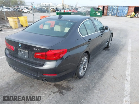 2019 BMW 5 Series 530i xDrive with VIN WBAJA7C5XKWW31983, listed as a IAAI auction lot 41893477 with 127,535 mi miles and . Bid and sale history available at DreamBid. Image 4.