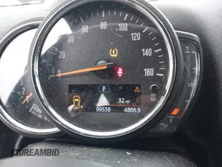 2019 MINI Countryman Cooper S with VIN WMZYT5C52K3G93902, listed as a IAAI auction lot 42650523 with 99,538 mi miles and . Bid and sale history available at DreamBid. Image 7.