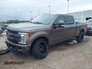 2018 Ford F-250 XL с VIN 1FT7W2BT9JEC77105, выставлен на аукционе IAAI как лот 42187476 с пробегом 211 051 миль миль и . История ставок и продаж доступна на DreamBid. Изображение 2.
