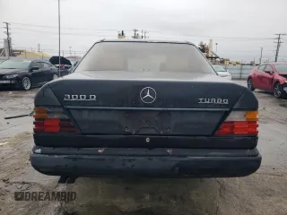1987 Mercedes-Benz 300 with VIN WDBEB33D0HA432026, listed as a Copart auction lot 48766665 with 161,099 mi miles and Clean Title. Bid and sale history available at DreamBid. Image 6.
