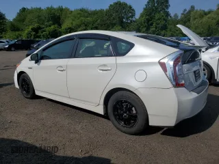 2015 Toyota Prius Four z VIN JTDKN3DU1F0473651, wystawiony jako Copart lot #60818755 z przebiegiem 358 750 mil mil oraz Czysty tytuł • Clean title. Historia ofert i sprzedaży dostępna na DreamBid. Obrazek 2.