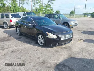 2014 Nissan Maxima S with VIN 1N4AA5AP7EC474825, listed as a IAAI auction lot 42632041 with 89,627 mi miles and . Bid and sale history available at DreamBid. Image 1.