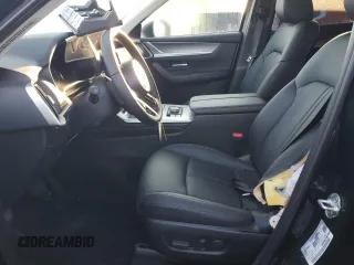 2025 Mazda CX-70 Preferred z VIN JM3KJBHD1S1114747, wystawiony jako Copart lot #82199164 z przebiegiem Nie podano mil oraz Tytuł czysty. Historia ofert i sprzedaży dostępna na DreamBid. Obrazek 7.
