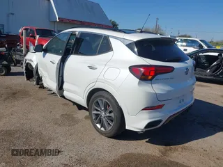 2020 Buick Encore GX Select z VIN KL4MMDSL1LB119733, wystawiony jako IAAI lot #41602514 z przebiegiem Nie podano mil oraz . Historia ofert i sprzedaży dostępna na DreamBid. Obrazek 3.
