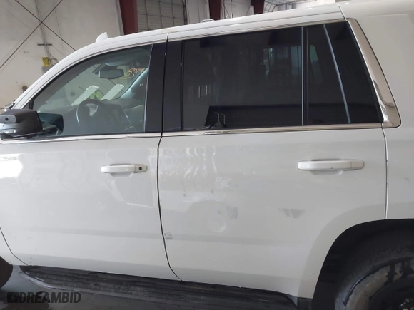 2020 Chevrolet Tahoe Commercial with VIN 1GNLCDEC8LR283902, listed as a IAAI auction lot 41670895 with 91,508 mi miles. Bid and sale history available at carsss.com. Image 15.