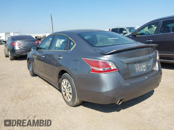 2015 Nissan Altima S z VIN 1N4AL3AP8FC293281, wystawiony jako IAAI lot #40553078 z przebiegiem 149 443 mil mil oraz . Historia ofert i sprzedaży dostępna na DreamBid. Obrazek 3.