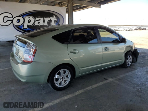 2007 Toyota Prius with VIN JTDKB20U777687612, listed as a Copart auction lot 61601465 with 231,828 mi miles and Salvage title. Bid and sale history available at DreamBid. Image 3.