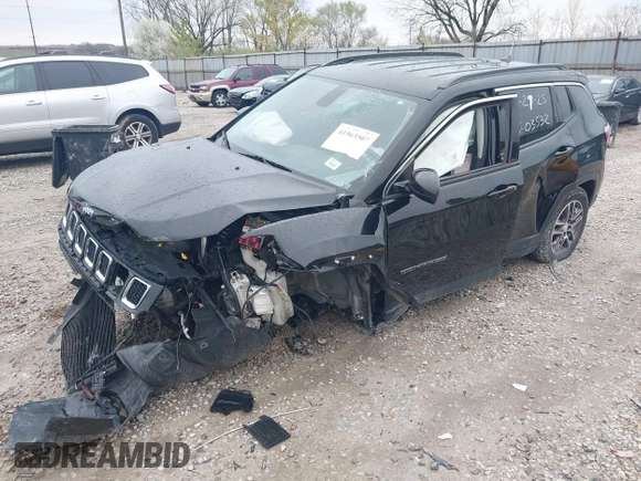 2017 Jeep Compass Latitude with VIN 3C4NJDBB7HT640200, listed as a IAAI auction lot 41963507 with 113,328 mi miles and . Bid and sale history available at carsss.com. Image 2.