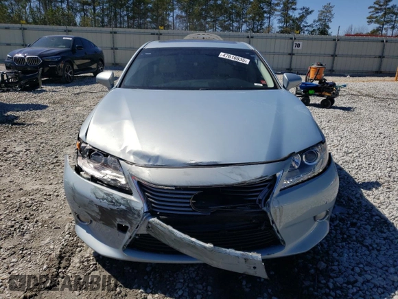 2013 Lexus ES 4dr Sdn with VIN JTHBK1GGXD2047475, listed as a Copart auction lot 47616835 with 144,076 mi miles and Salvage Title. Bid and sale history available at carsss.com. Image 5.
