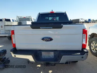 2018 Ford Super Duty F-250 SRW XL with VIN 1FT7W2BTXJEC06639, listed as a IAAI auction lot 41967788 with 278,793 mi miles. Bid and sale history available at carsss.com. Image 16.