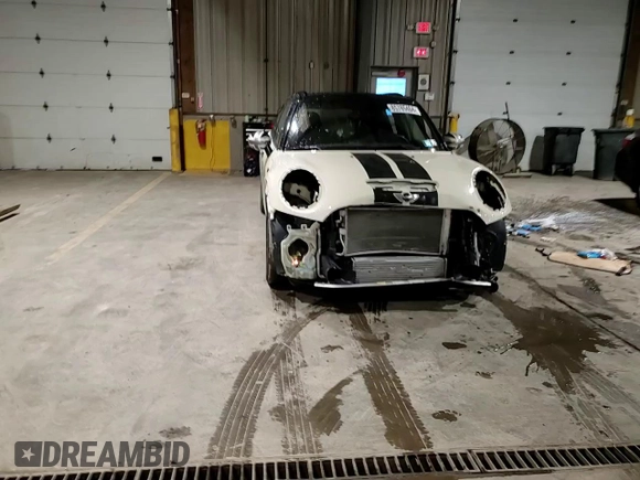 2017 MINI Hardtop 4 Door Cooper S z VIN WMWXU3C52H2D31688, wystawiony jako Copart lot #85785404 z przebiegiem 69 849 mil mil oraz Szkoda całkowita • Salvage title. Historia ofert i sprzedaży dostępna na DreamBid. Obrazek 12.