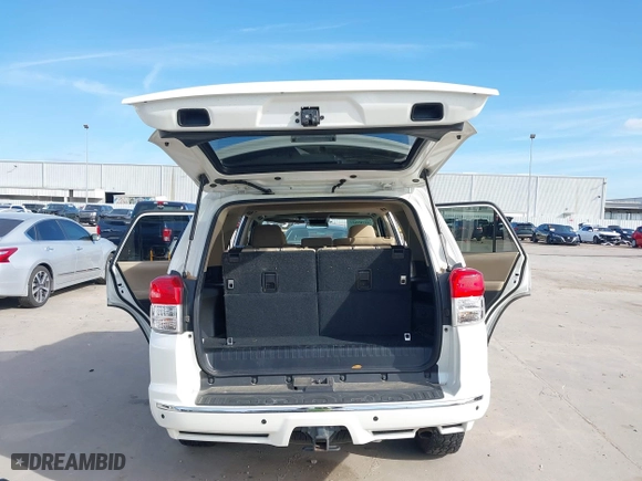 2011 Toyota 4Runner SR5 with VIN JTEZU5JR7B5014100, listed as a IAAI auction lot 41769637 with 215,474 mi miles. Bid and sale history available at carsss.com. Image 19.