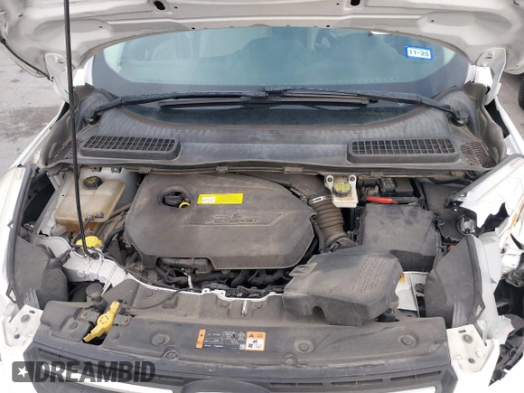 2015 Ford Escape SE with VIN 1FMCU0GX2FUB33893, listed as a IAAI auction lot 41455605 with 128,383 mi miles. Bid and sale history available at carsss.com. Image 10.