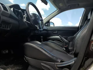 2009 Mitsubishi Outlander SE z VIN JA4MT31W89Z001333, wystawiony jako Copart lot #58437935 z przebiegiem 202 003 mil mil oraz Czysty tytuł • Clean title. Historia ofert i sprzedaży dostępna na DreamBid. Obrazek 7.