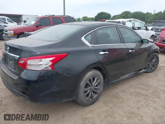 2016 Nissan Altima SL with VIN 1N4AL3AP5GC199957, listed as a IAAI auction lot 42063780 with 112,481 mi miles and . Bid and sale history available at carsss.com. Image 4.