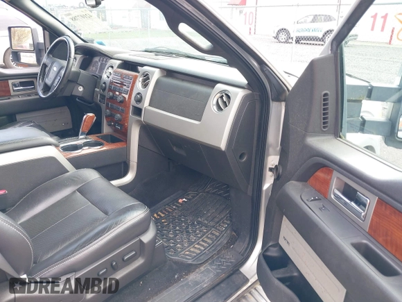 2010 Ford F-150 XL z VIN 1FTFW1EV3AFA00575, wystawiony jako IAAI lot #42107788 z przebiegiem 154 621 mil mil oraz . Historia ofert i sprzedaży dostępna na DreamBid. Obrazek 5.