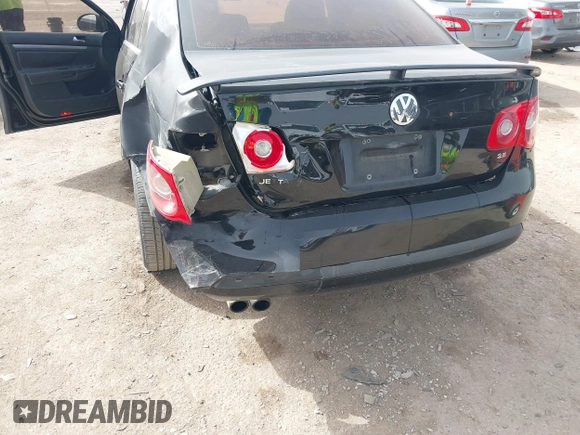 2006 Volkswagen Jetta 2.5L с VIN 3VWRF71KX6M674545, выставлен на аукционе IAAI как лот 41740972 с пробегом 215 978 миль миль и . История ставок и продаж доступна на DreamBid. Изображение 6.