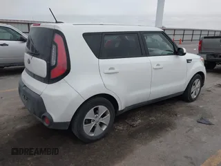 2014 Kia Soul with VIN KNDJN2A29E7745748, listed as a IAAI auction lot 41134946 with 277,310 mi miles. Bid and sale history available at carsss.com. Image 4.