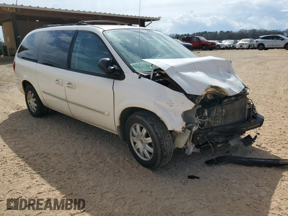2006 Chrysler Town & Country Touring z VIN 2A4GP54L16R651593, wystawiony jako Copart lot #49074465 z przebiegiem 209 912 mil mil oraz Szkoda całkowita • Salvage title. Historia ofert i sprzedaży dostępna na DreamBid. Obrazek 4.