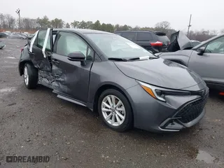 2024 Toyota Corolla Hatchback SE with VIN JTND4MBE5R3222322, listed as a IAAI auction lot 41766649 with 27,944 mi miles. Bid and sale history available at carsss.com. Image 1.