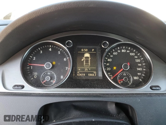 2013 Volkswagen CC Lux with VIN WVWRP7AN6DE513686, listed as a Copart auction lot 88758115 with 63,619 mi miles and Salvage Title. Bid and sale history available at carsss.com. Image 9.