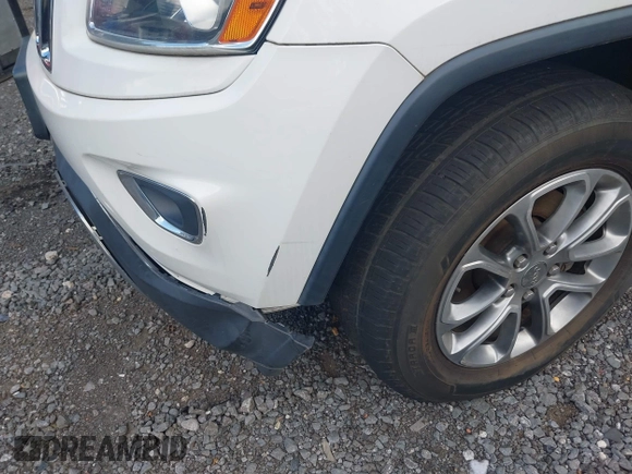 2014 Jeep Grand Cherokee Limited with VIN 1C4RJFBGXEC186833, listed as a IAAI auction lot 42677411 with 117,685 mi miles and . Bid and sale history available at DreamBid. Image 6.