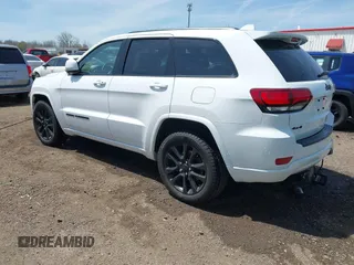 2019 Jeep Grand Cherokee Upland z VIN 1C4RJFAG9KC590235, wystawiony jako IAAI lot #42082226 z przebiegiem 78 384 mil mil oraz . Historia ofert i sprzedaży dostępna na DreamBid. Obrazek 3.