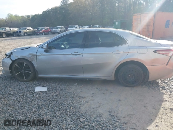 2019 Toyota Camry XSE with VIN 4T1B61HK5KU818351, listed as a IAAI auction lot 41909915 with 179,463 mi miles. Bid and sale history available at carsss.com. Image 14.