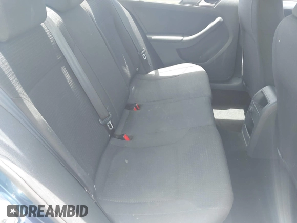 2015 Volkswagen Jetta SE с VIN 3VWD07AJXFM285827, выставлен на аукционе IAAI как лот 42325223 с пробегом 148 225 миль миль и . История ставок и продаж доступна на DreamBid. Изображение 8.