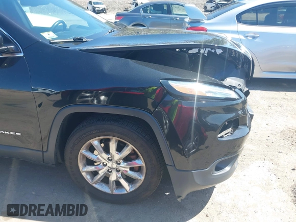 2014 Jeep Cherokee Limited with VIN 1C4PJMDS7EW247020, listed as a IAAI auction lot 42081243 with 46,499 mi miles. Bid and sale history available at carsss.com. Image 18.