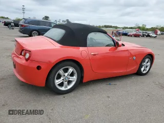 2005 BMW Z4 2.5i z VIN 4USBT33505LS56955, wystawiony jako Copart lot #56021245 z przebiegiem 112 859 mil mil oraz Tytuł czysty. Historia ofert i sprzedaży dostępna na DreamBid. Obrazek 3.