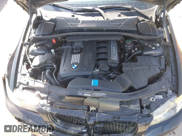 2011 BMW 3 Series 328i xDrive with VIN WBAPK5G50BNN24565, listed as a IAAI auction lot 41696511 with 112,008 mi miles. Bid and sale history available at carsss.com. Image 10.