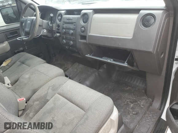 2010 Ford F-150 XL с VIN 1FTMF1CW9AKE37409, выставлен на аукционе Copart как лот 79657874 с пробегом 205 344 миль миль и Списание • Salvage title. История ставок и продаж доступна на DreamBid. Изображение 8.