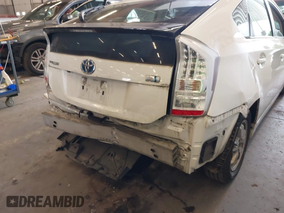 2010 Toyota Prius II with VIN JTDKN3DU4A0224477, listed as a IAAI auction lot 41893950 with 174,615 mi miles. Bid and sale history available at carsss.com. Image 6.