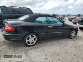 2005 Mercedes-Benz CLK 500 with VIN WDBTK75G45T035778, listed as a Copart auction lot 51510295 with 44,100 mi miles and Salvage title. Bid and sale history available at DreamBid. Image 3.