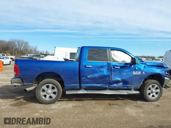 2018 Ram 2500 Big Horn with VIN 3C6UR5DL5JG122236, listed as a IAAI auction lot 41671388 with 128,044 mi miles. Bid and sale history available at carsss.com. Image 13.