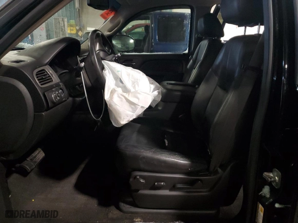 2013 Chevrolet Avalanche LT with VIN 3GNTKFE70DG248404, listed as a Copart auction lot 45029835 with 177,877 mi miles and Salvage Title. Bid and sale history available at carsss.com. Image 7.