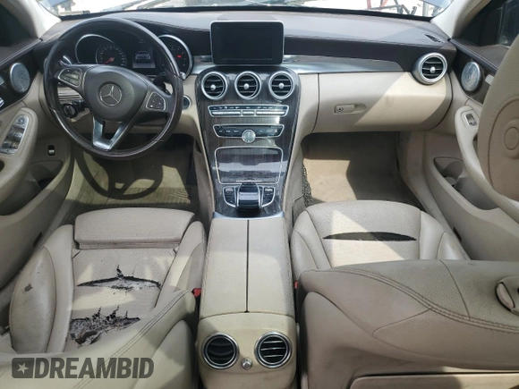 2015 Mercedes-Benz C 300 Luxury with VIN 55SWF4KB7FU081506, listed as a Copart auction lot 55340195 with 140,231 mi miles and Clean Title. Bid and sale history available at carsss.com. Image 9.